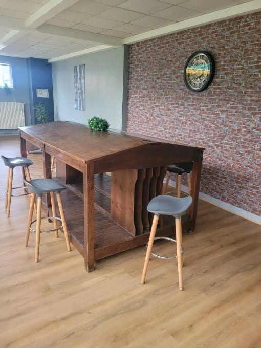 Espace de co-working / corpo-working au mois